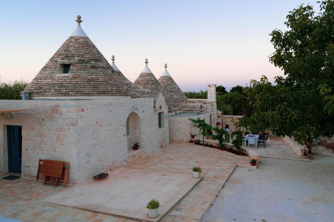 Trullo Il Cantagallo Villa Locorotondo Exterior photo